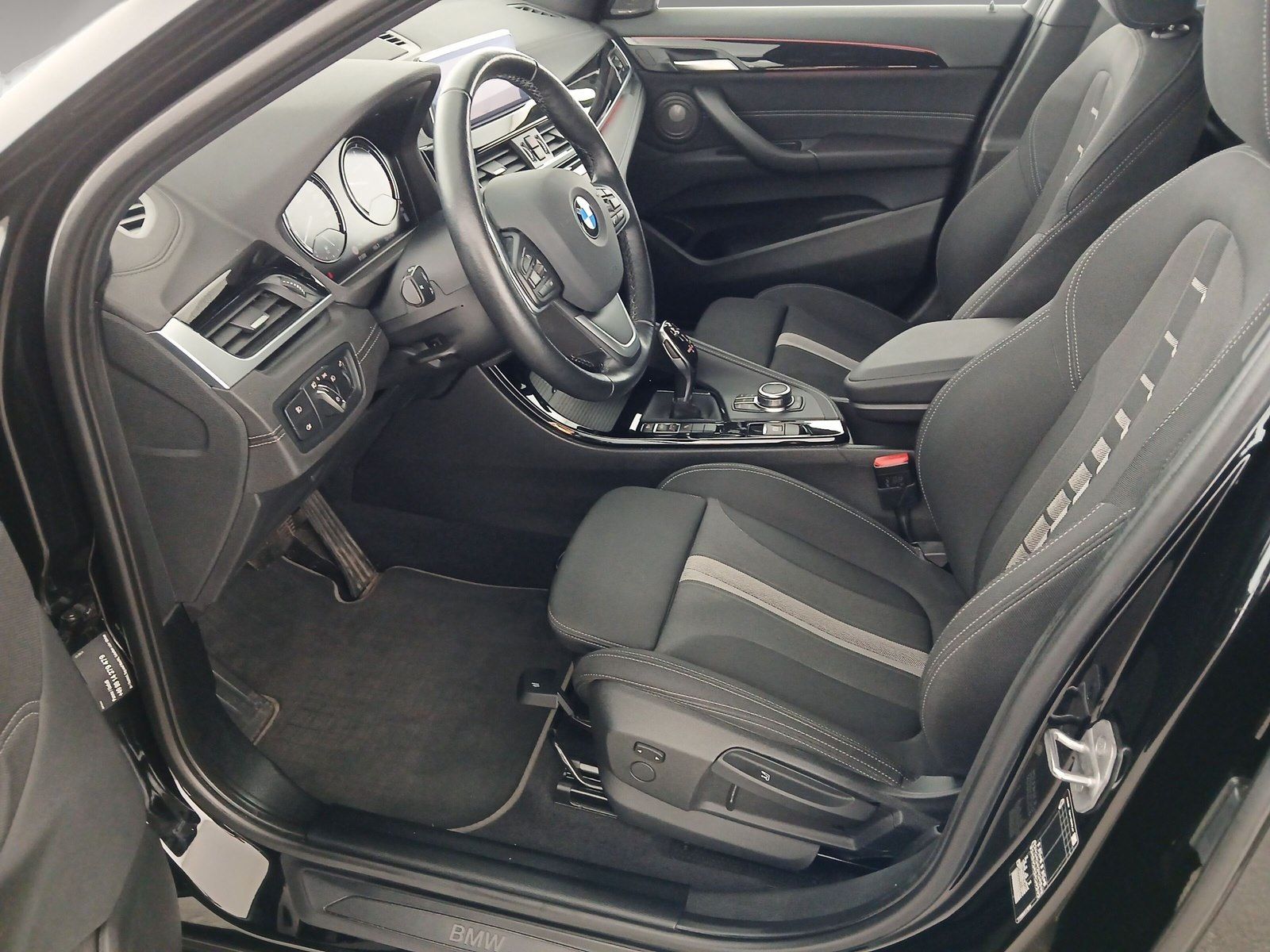 BMW X2 2023 г. Чёрный, пробег 51324 км