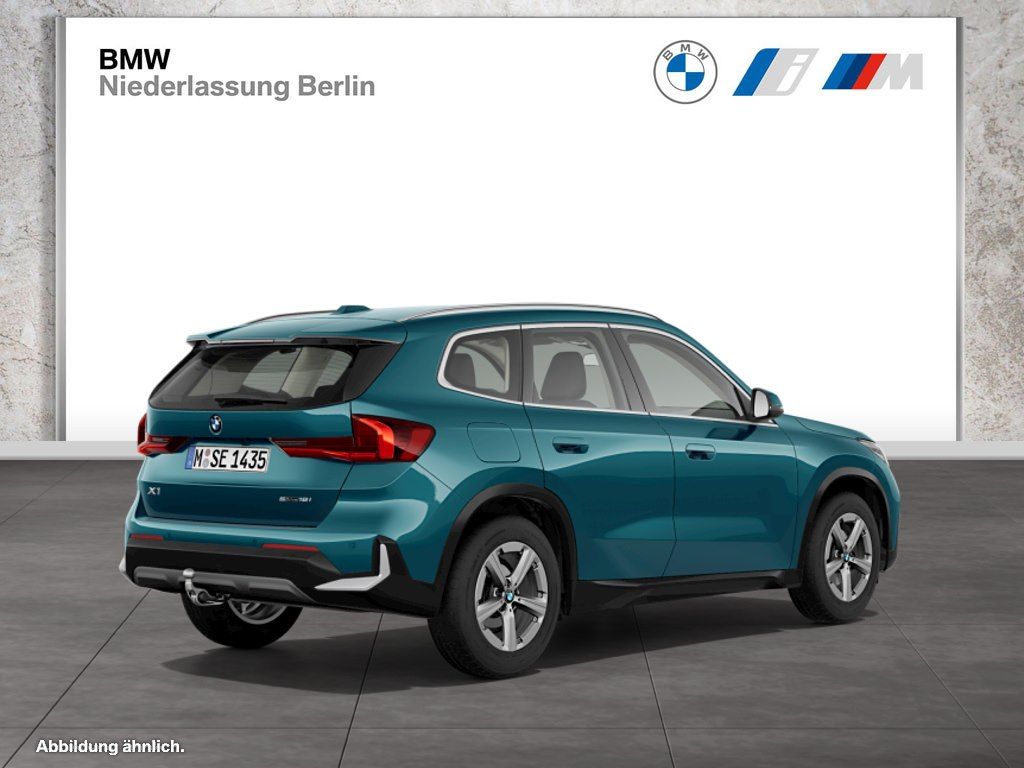 BMW X1 2023 г. Синий, пробег 28398 км