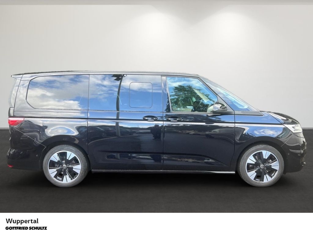 Volkswagen 8 series 2025 г. Чёрный, пробег 26581 км