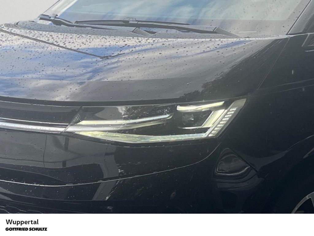 Volkswagen 8 series 2025 г. Чёрный, пробег 26581 км