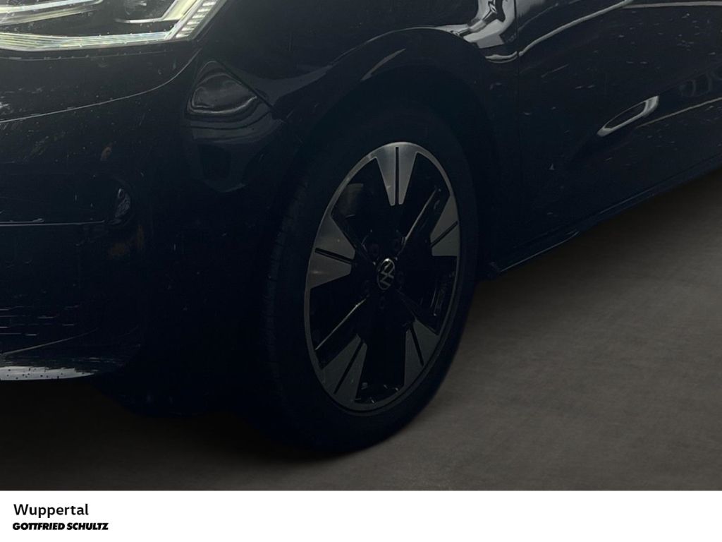 Volkswagen 8 series 2025 г. Чёрный, пробег 26581 км