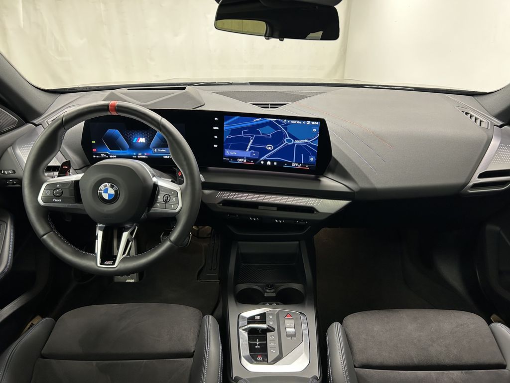 BMW M235 2025 г. Чёрный, пробег 7491 км