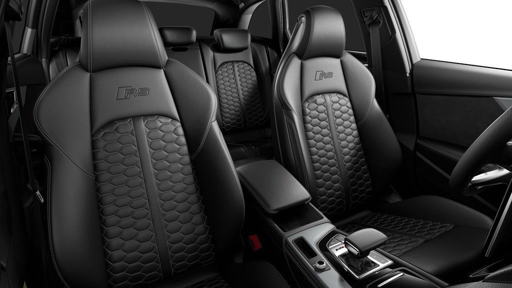 Audi RS4 2023 г. Синий, пробег 41150 км