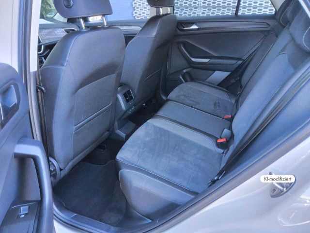 Volkswagen T-Roc 2023 г. Серый, пробег 43700 км