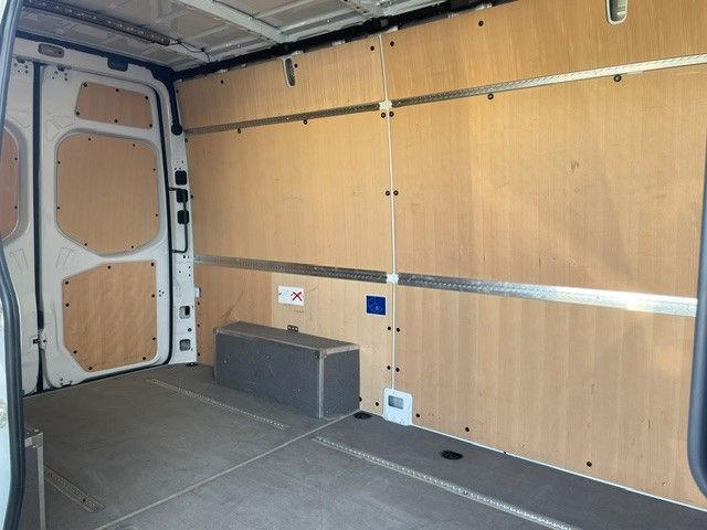 Mercedes-Benz SPRINTER 2025 г. Белый, пробег 55011 км
