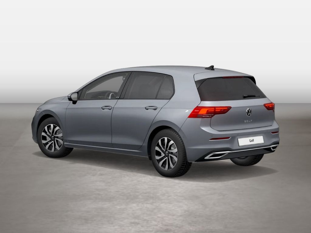 Volkswagen Golf 2023 г. Серый, пробег 43284 км