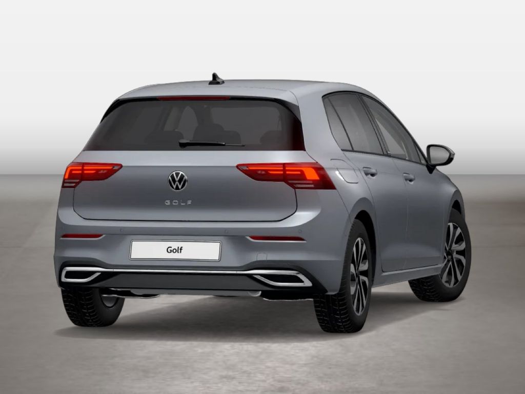 Volkswagen Golf 2023 г. Серый, пробег 43284 км