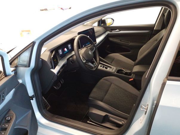 Volkswagen Golf 2025 г. Белый, пробег 11627 км
