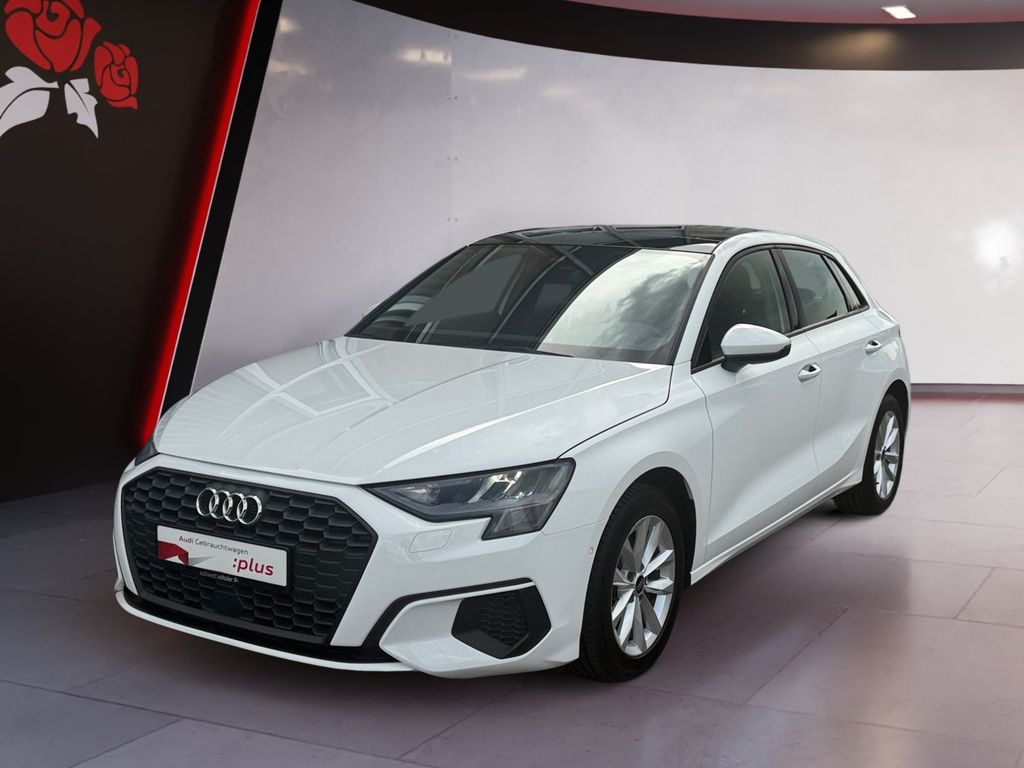 Audi A3 2023 г. Белый, пробег 44994 км