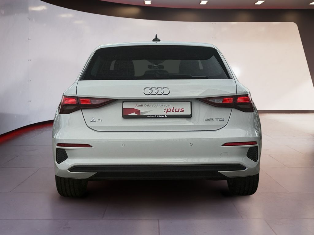 Audi A3 2023 г. Белый, пробег 44994 км