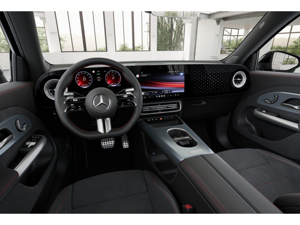 Mercedes-Benz GLB 220 2026 г. Чёрный, пробег 14500 км