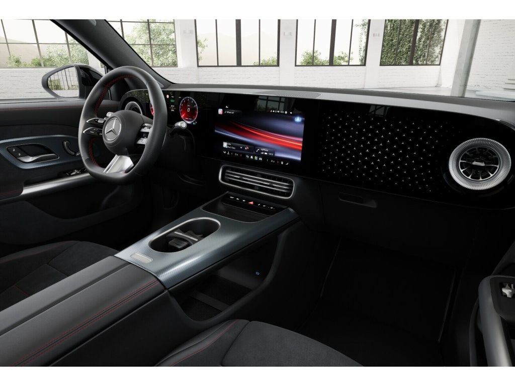 Mercedes-Benz GLB 220 2026 г. Чёрный, пробег 14500 км