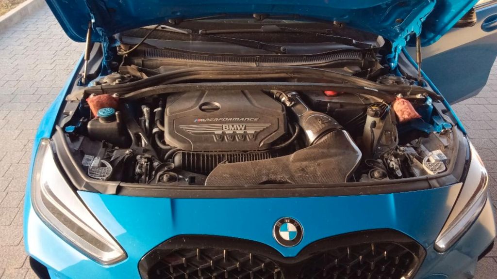 BMW 135 2021 г. Синий, пробег 52376 км