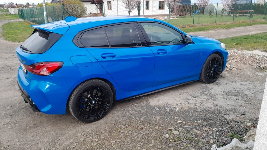 BMW 135 2021 г. Синий, пробег 52376 км