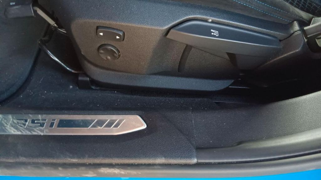 BMW 135 2021 г. Синий, пробег 52376 км