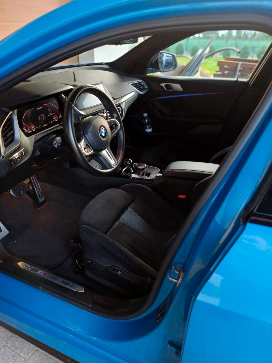 BMW 135 2021 г. Синий, пробег 52376 км