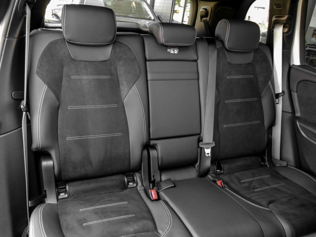 Mercedes-Benz GLB 250 2026 г. Белый, пробег 11567 км