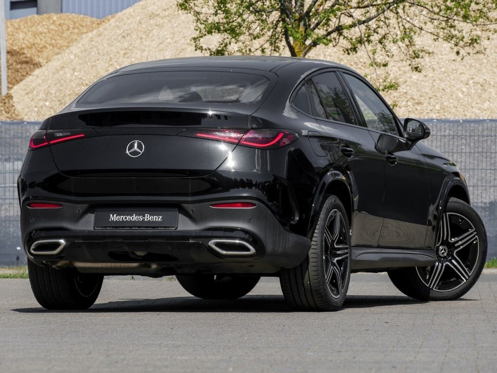 Mercedes-Benz GLC 300 2026 г. Чёрный, пробег 19420 км