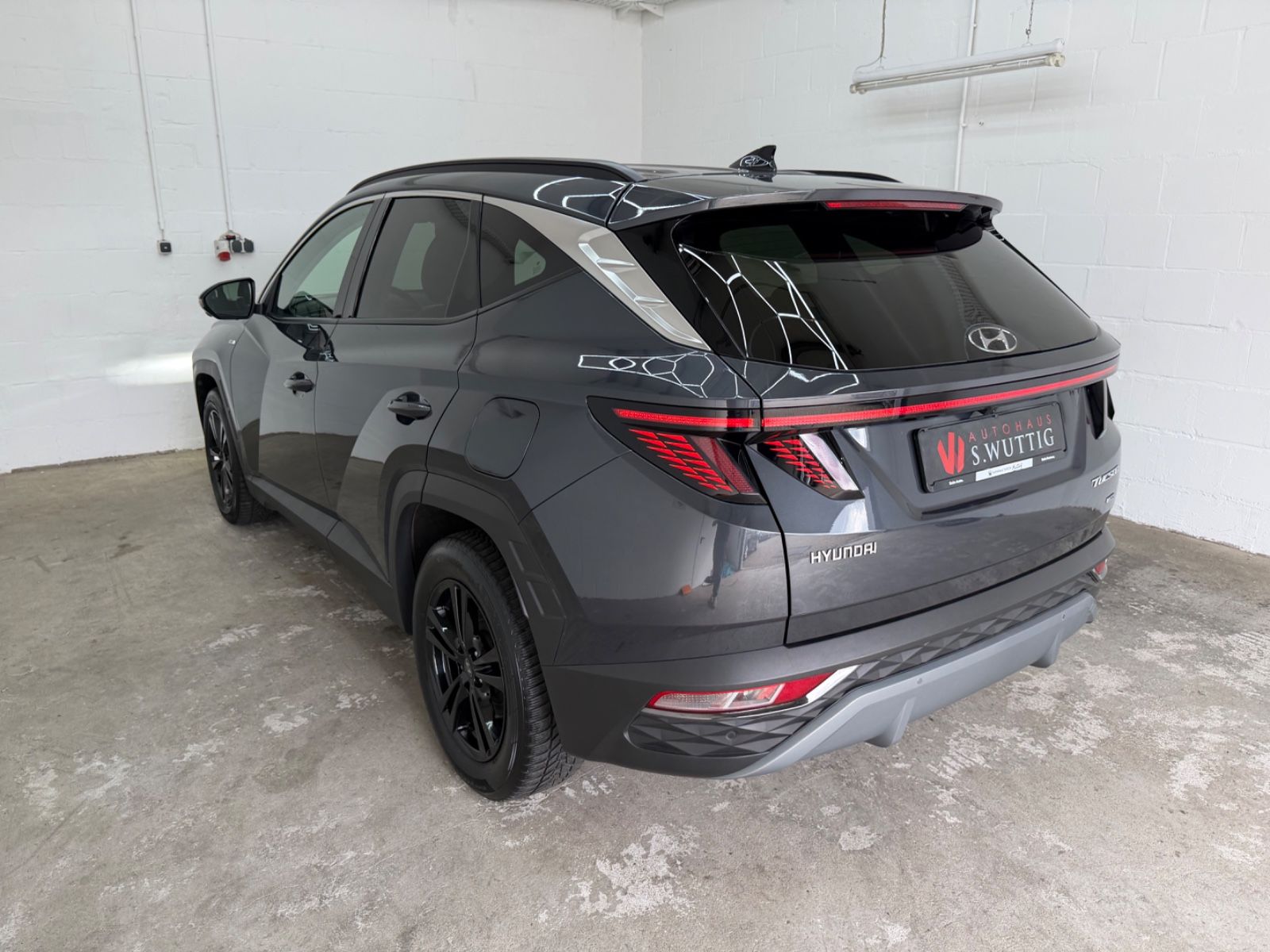 Hyundai Tucson 2023 г. Серый, пробег 59700 км