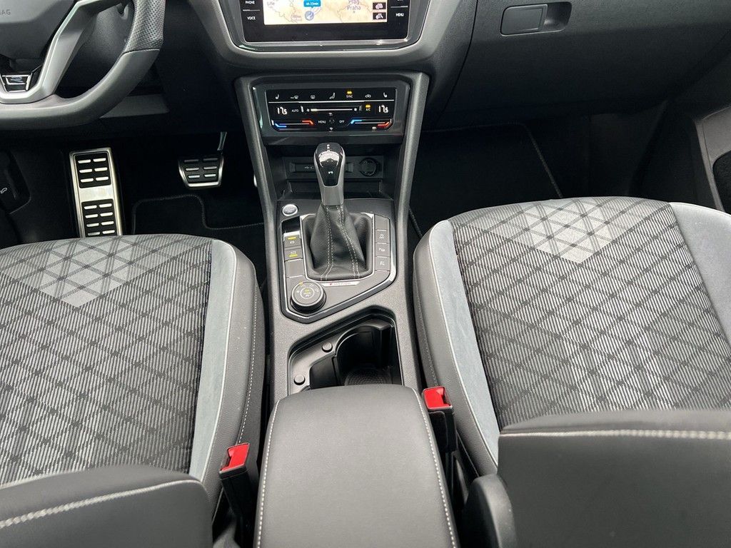 Volkswagen Tiguan 2023 г. Синий, пробег 23685 км