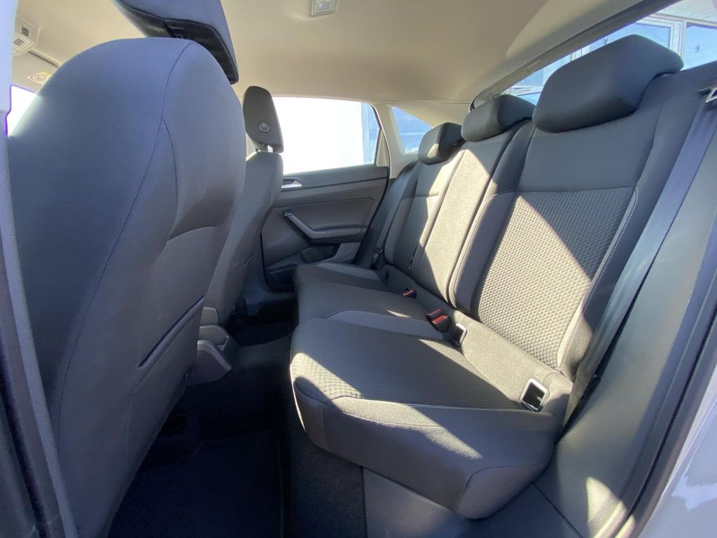 Volkswagen Taigo 2022 г. Серый, пробег 34465 км