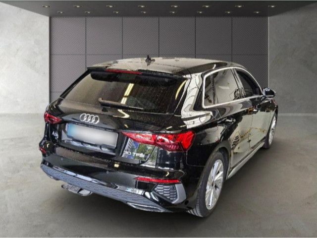 Audi A3 2023 г. Чёрный, пробег 33400 км