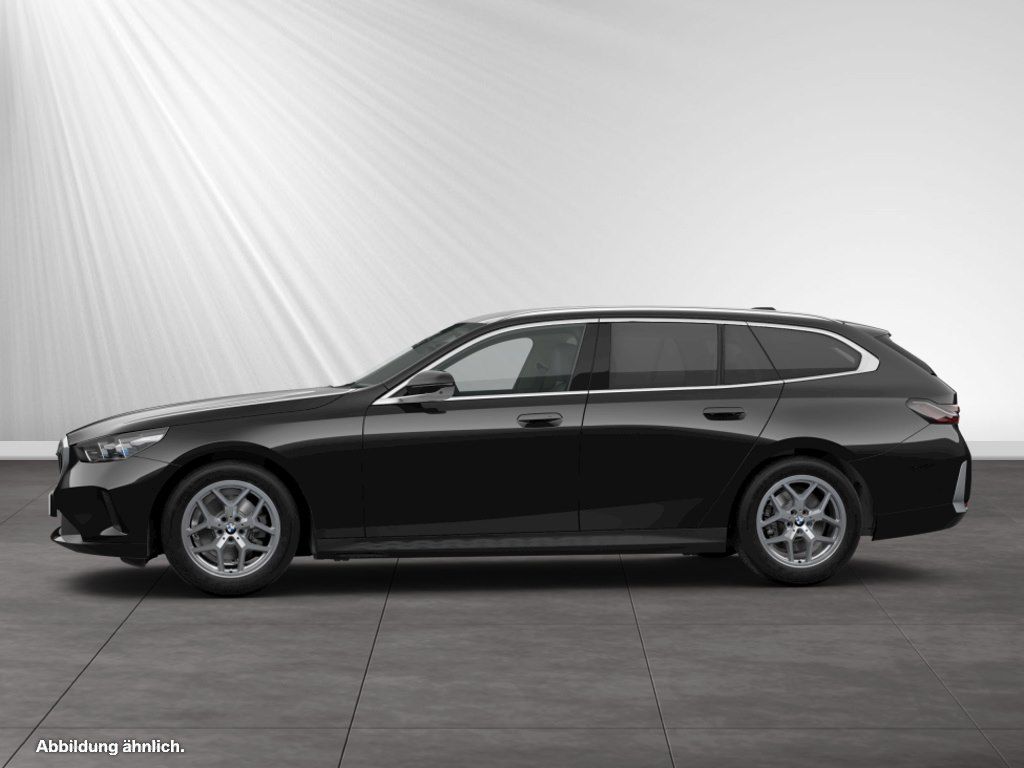 BMW 520 2025 г. Чёрный, пробег 22990 км