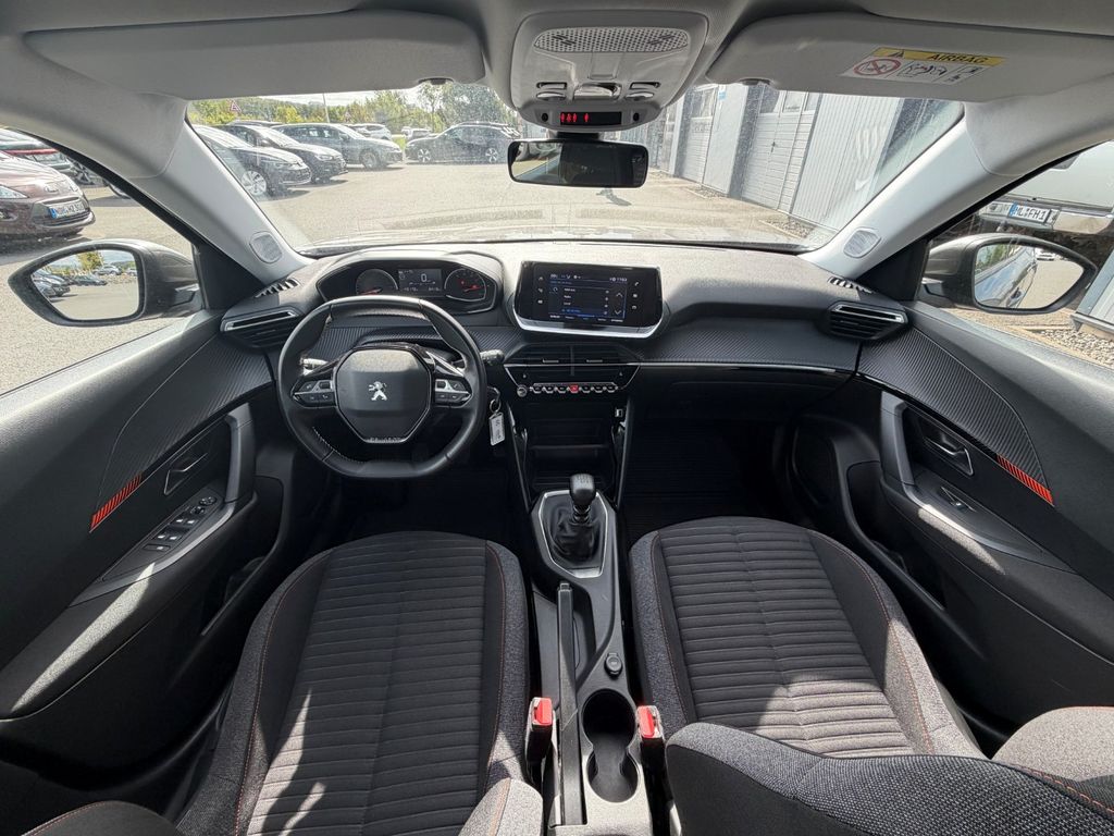 Peugeot 2008 2021 г. Серый, пробег 43170 км
