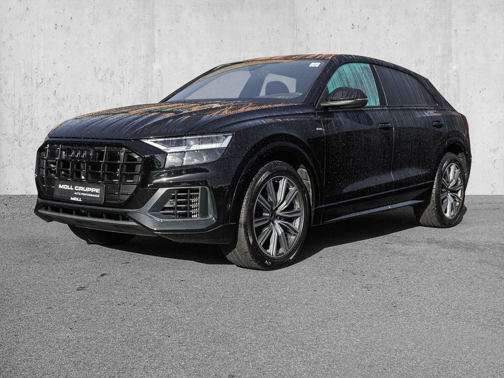 Audi Q8 2023 г. Чёрный, пробег 28734 км
