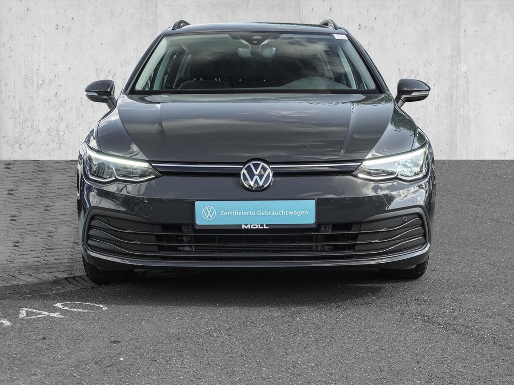 Volkswagen Golf 2024 г. Серый, пробег 28750 км