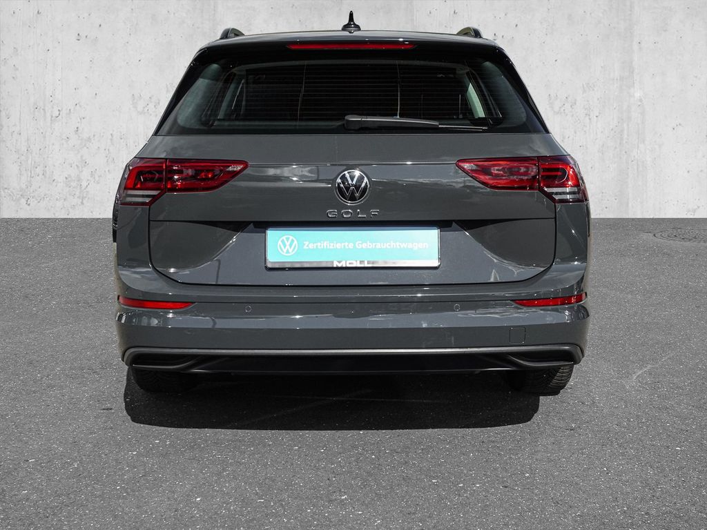 Volkswagen Golf 2024 г. Серый, пробег 28750 км