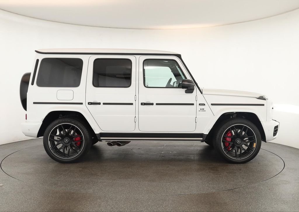 Mercedes-Benz G 63 AMG 2022 г. Белый, пробег 34800 км