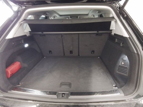 Volkswagen Touareg 2026 г. Чёрный, пробег 12700 км