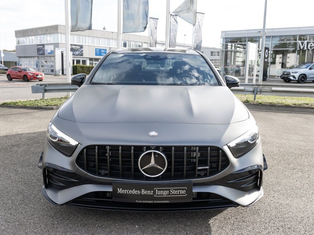 Mercedes-Benz A 35 AMG 2023 г. Серый, пробег 45600 км