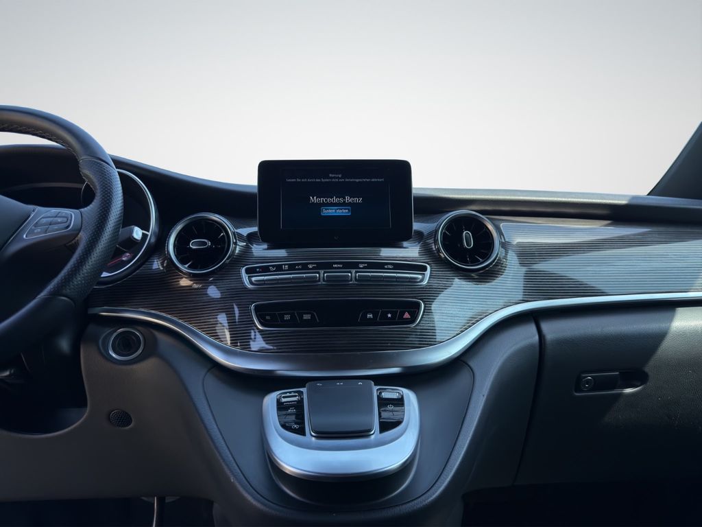 Mercedes-Benz V 250 2023 г. Чёрный, пробег 59306 км