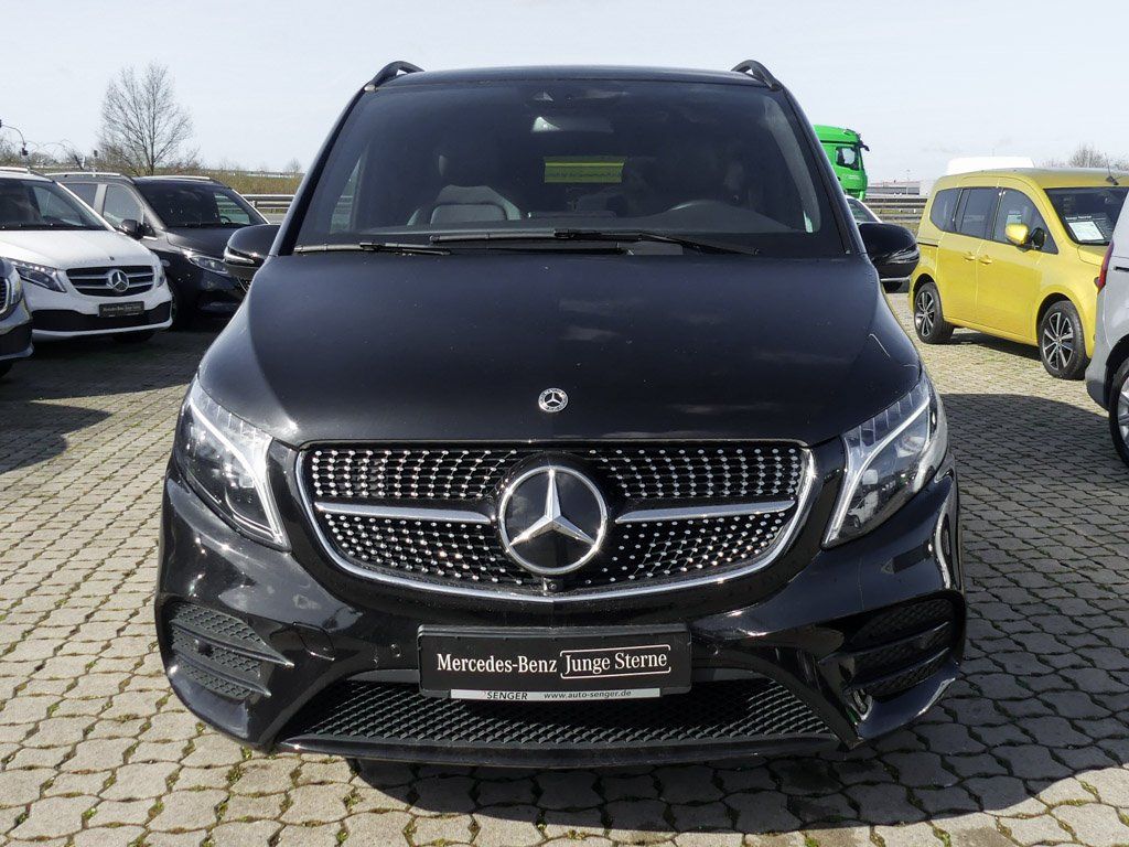 Mercedes-Benz V 300 2023 г. Чёрный, пробег 53300 км