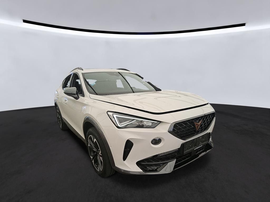 Cupra Formentor 2023 г. Белый, пробег 53250 км