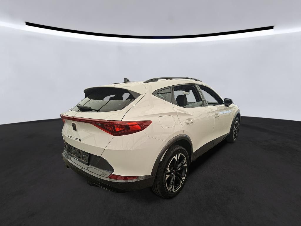 Cupra Formentor 2023 г. Белый, пробег 53250 км