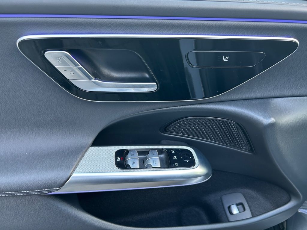 Mercedes-Benz E 200 2025 г. Серый, пробег 24400 км