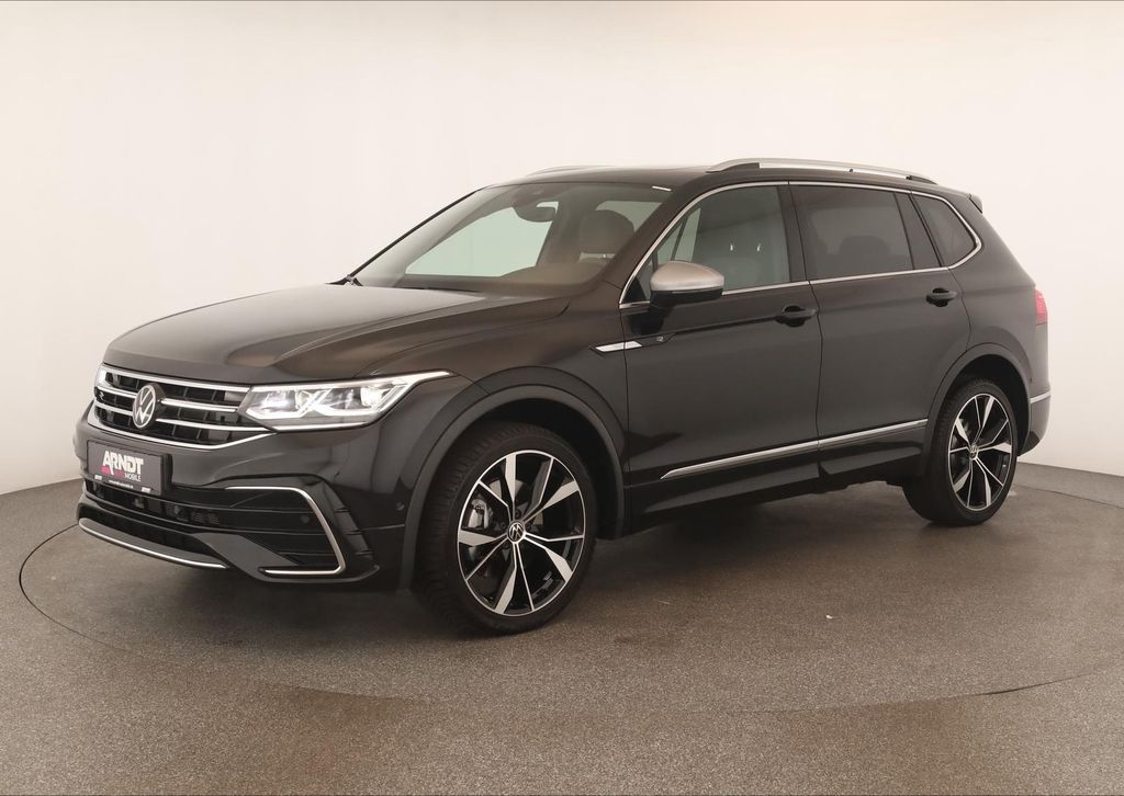 Volkswagen TIGUAN ALLSPACE 2024 г. Чёрный, пробег 33700 км