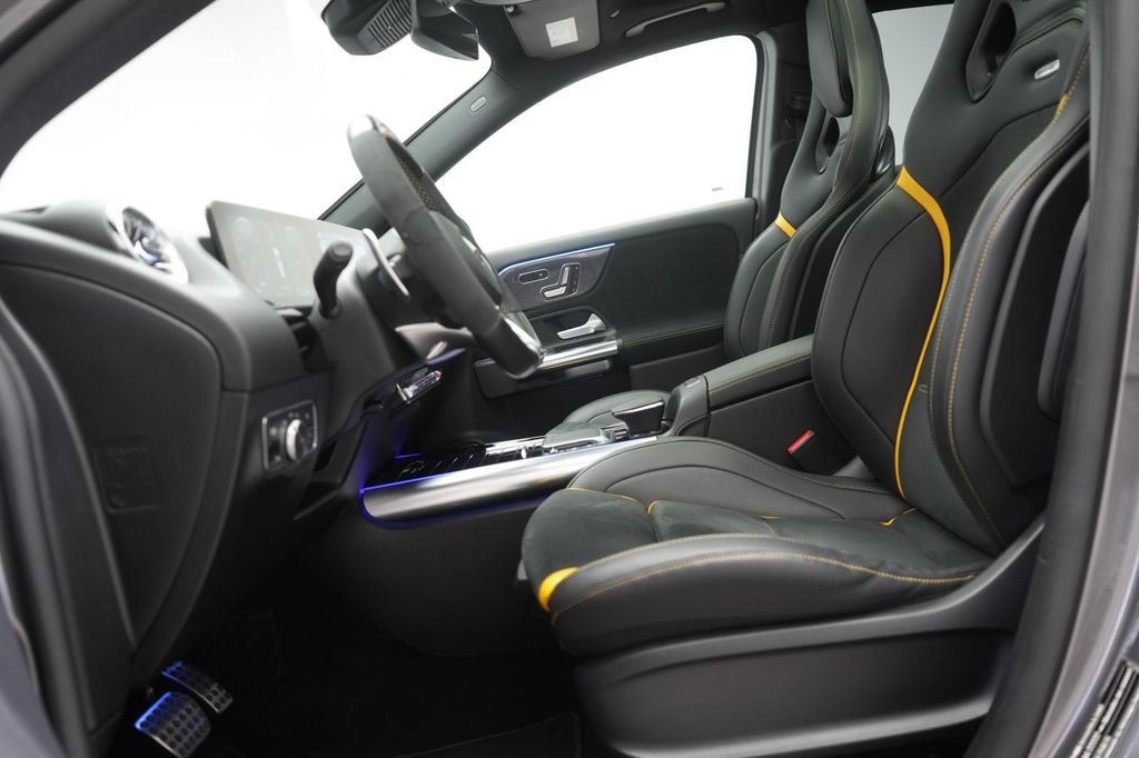 Mercedes-Benz GLA 45 AMG 2021 г. Серый, пробег 45000 км