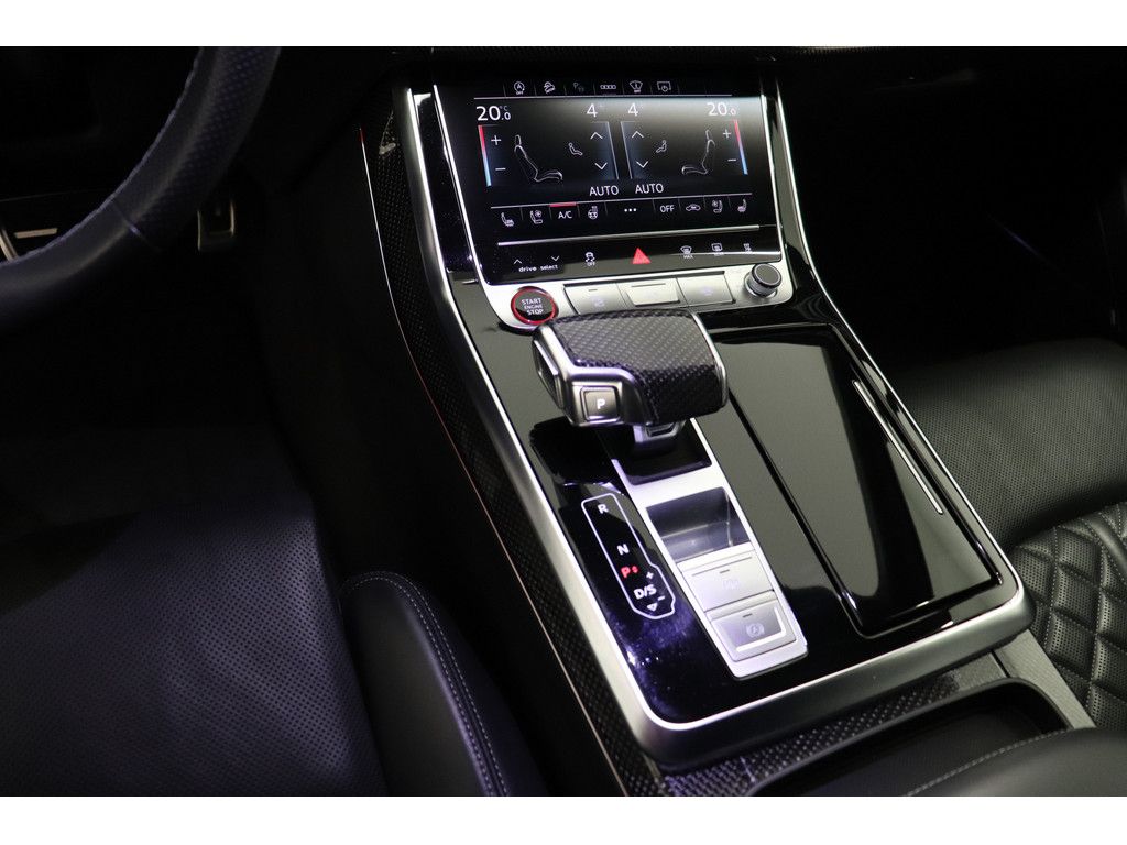 Audi SQ7 2022 г. Белый, пробег 50900 км