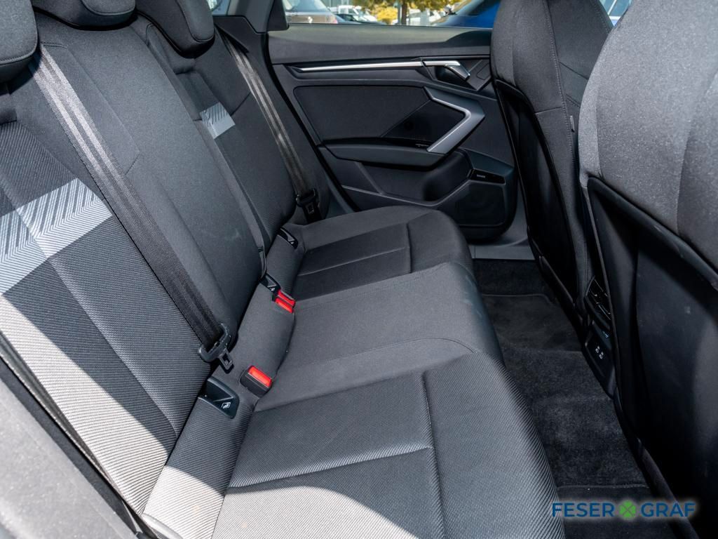 Audi A3 2025 г. Чёрный, пробег 27419 км