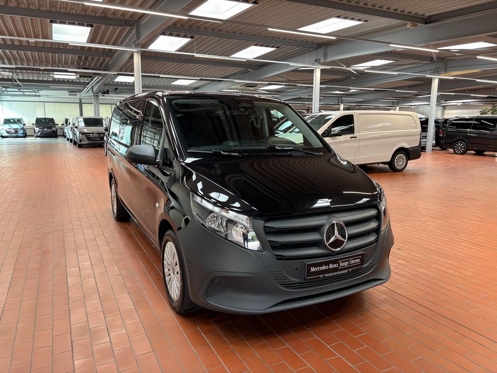 Mercedes-Benz Vito 2025 г. Чёрный, пробег 40800 км