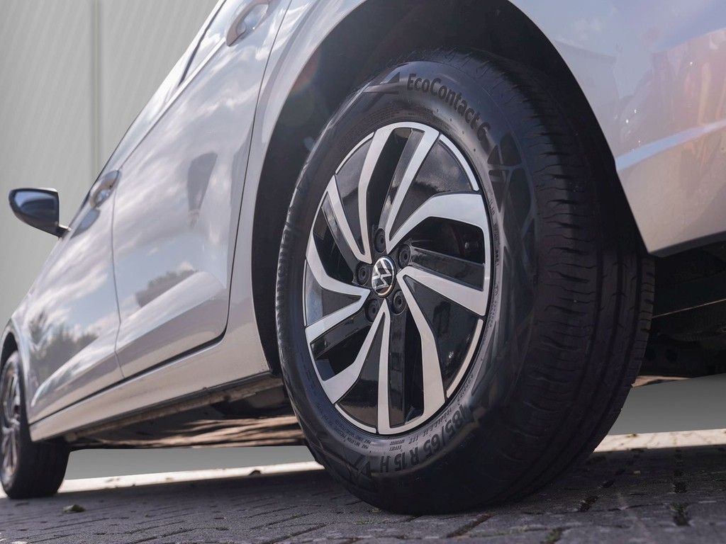 Volkswagen Polo 2022 г. Серебристый, пробег 37622 км