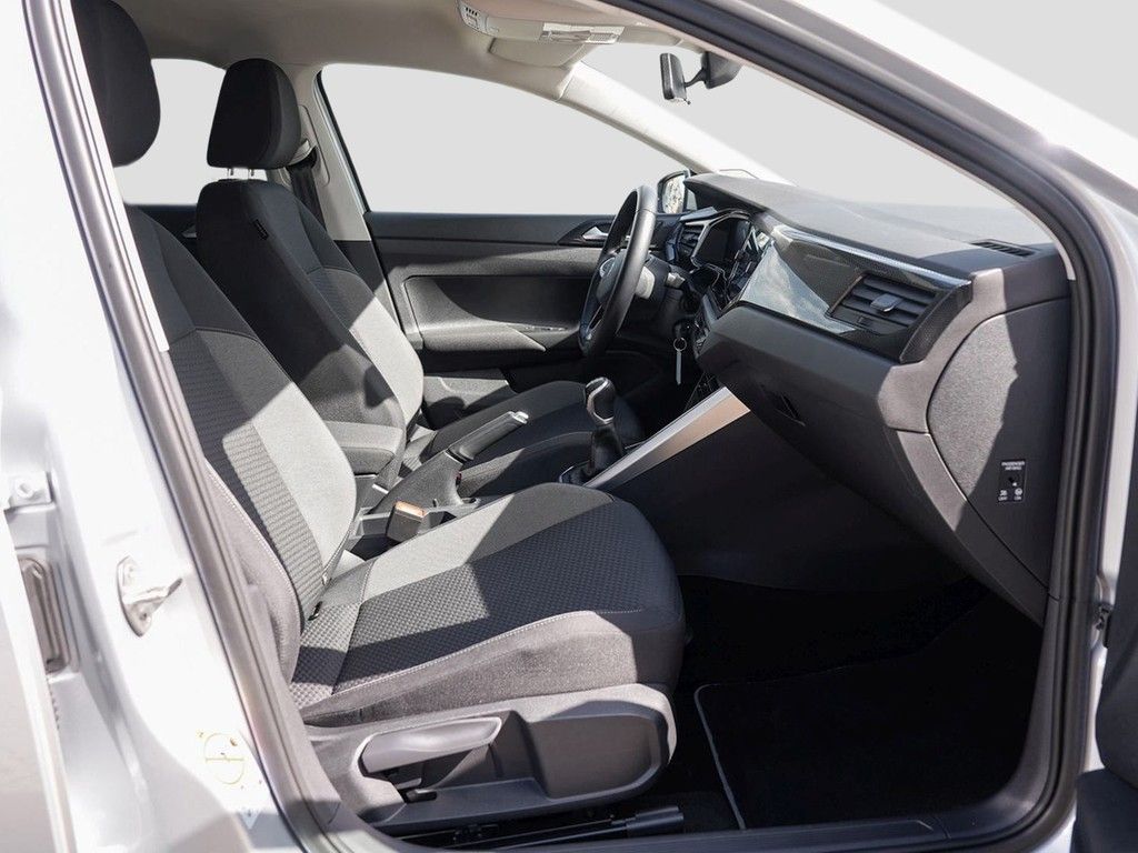Volkswagen Polo 2022 г. Серебристый, пробег 37622 км