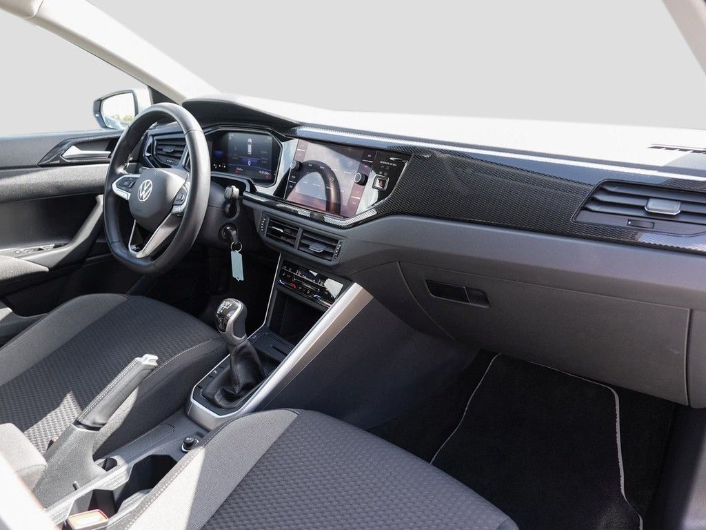 Volkswagen Polo 2022 г. Серебристый, пробег 37622 км