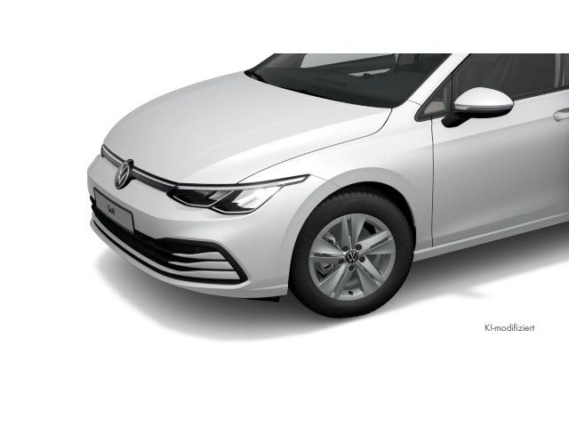 Volkswagen Golf 2023 г. Белый, пробег 38612 км