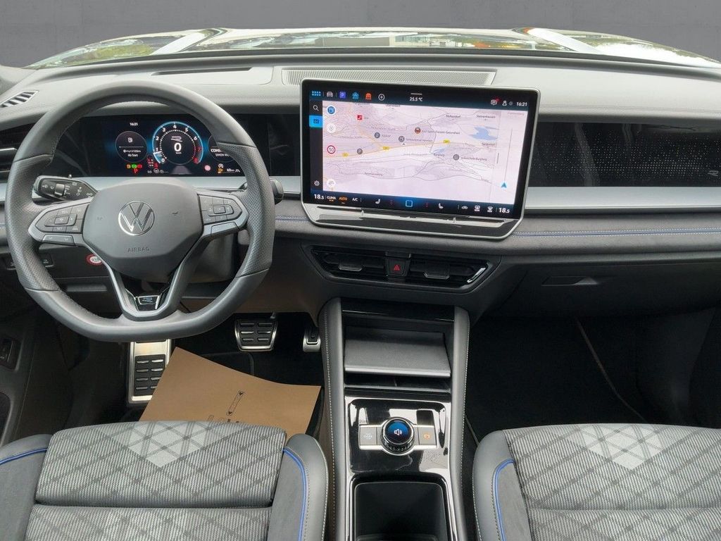 Volkswagen Tayron 2025 г. Чёрный, пробег 16414 км