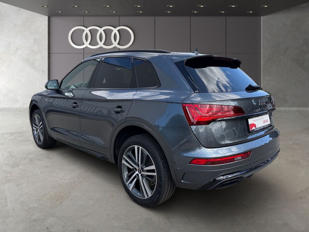 Audi Q5 2024 г. Серый, пробег 30119 км